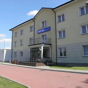 https://hotel-julianow.warsawhotelspoland.com